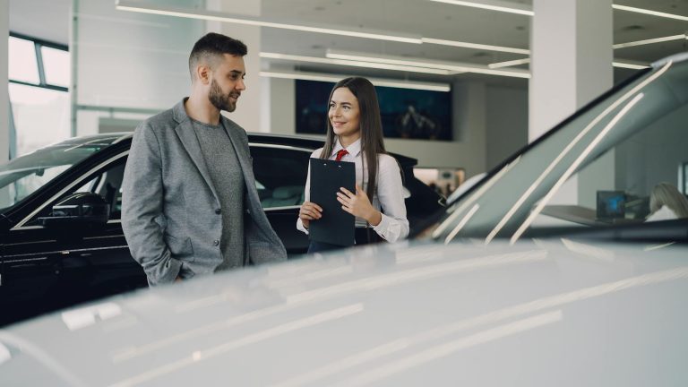 Dicas para Comprar um Carro sem se Endividar